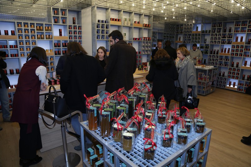 L’Atelier du Miel has elected a new home in the lively Koraytem area